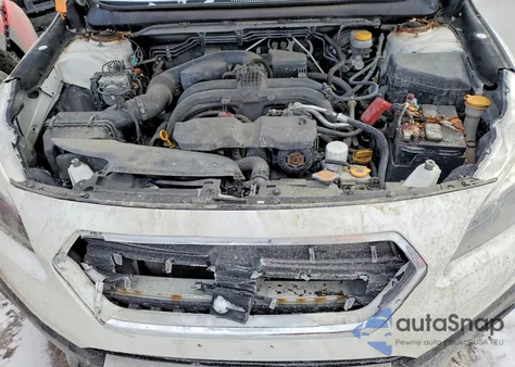 2016 Subaru Outback 2.5I Limited z USA, uszkodzony, nr VIN 4S4BSALCXG3334622